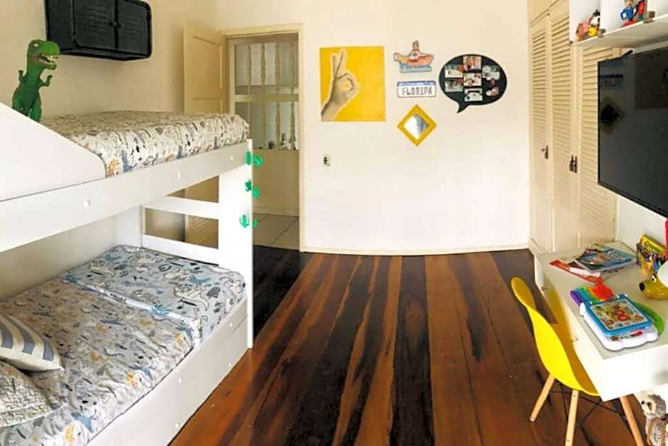 Casa Canasvieiras Florianópolis com piscina e mar