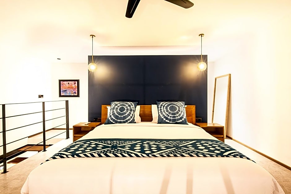 Contemporary Loft 200m From Canggu Shoreline