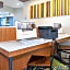 Holiday Inn Express & Suites - Grand Rapids Airport - South by IHG