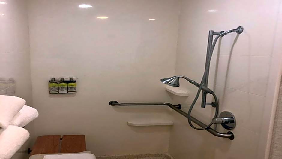 Holiday Inn Express Berkeley By IHG