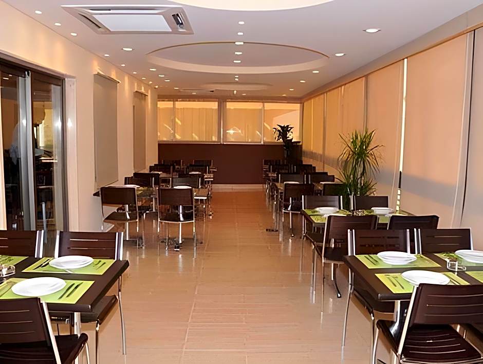 Orient Prince Hotel