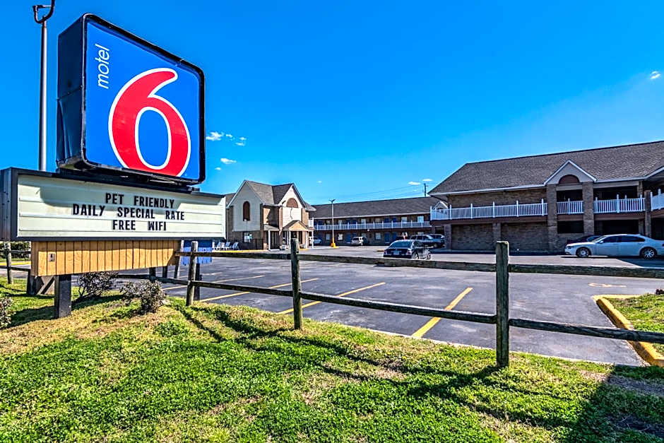 Motel 6-Portsmouth, VA