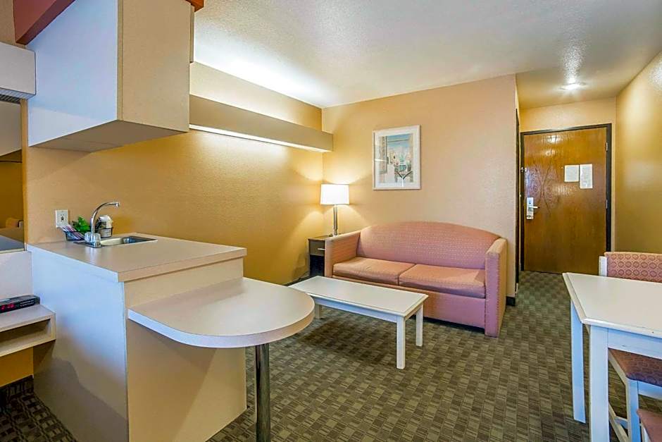 Quality Inn & Suites Elko