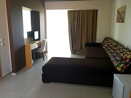 Suite with Two Bedrooms