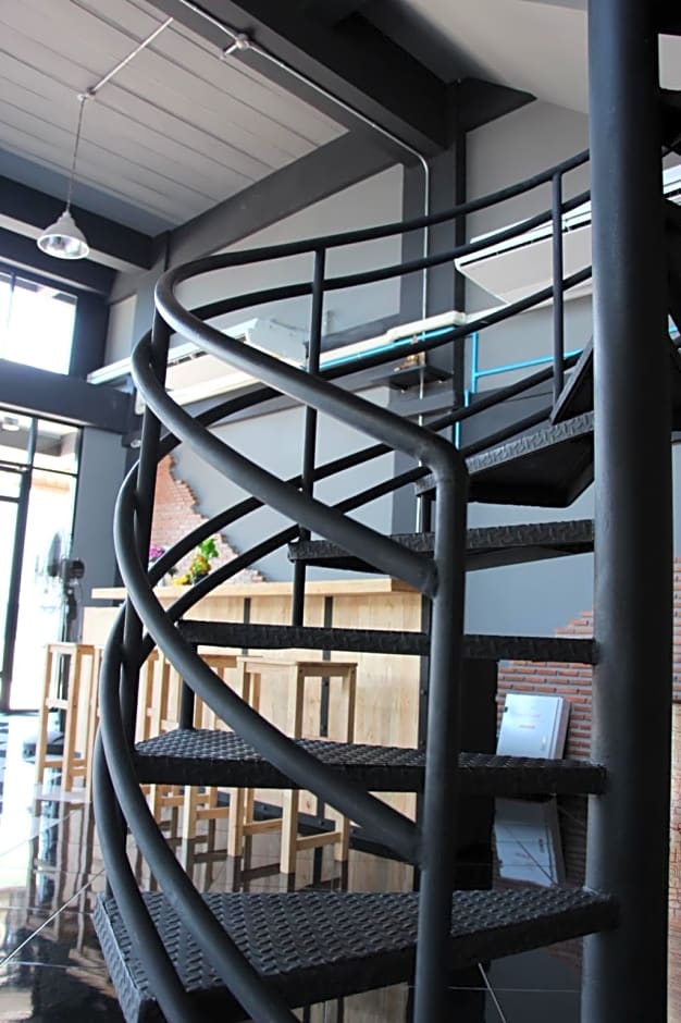 The LogBook room and cafe'