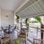 Kisana Residence - Studio with spacious balcony shared pool garden