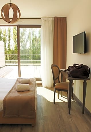 Studio with terrace