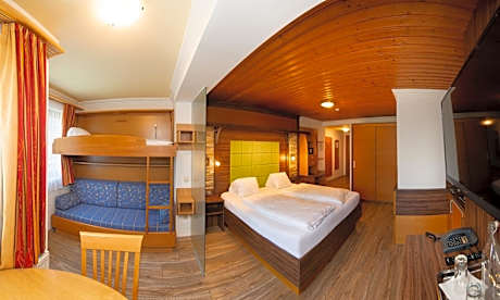 Large Double Room