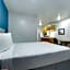 WoodSpring Suites Conroe