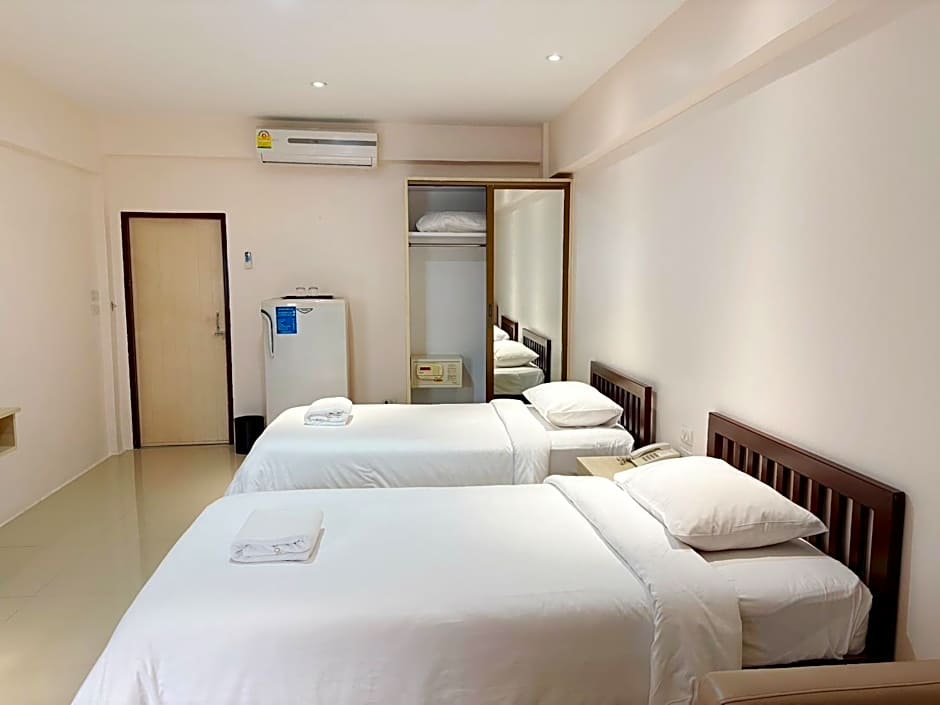 Golden House Service Apartment