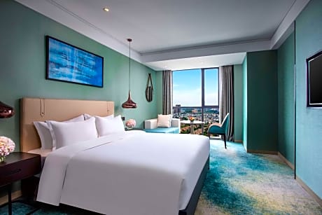 1 King Bed, Superior Room, Non-Smoking