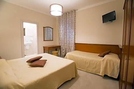 Double or Twin Room with Extra Bed