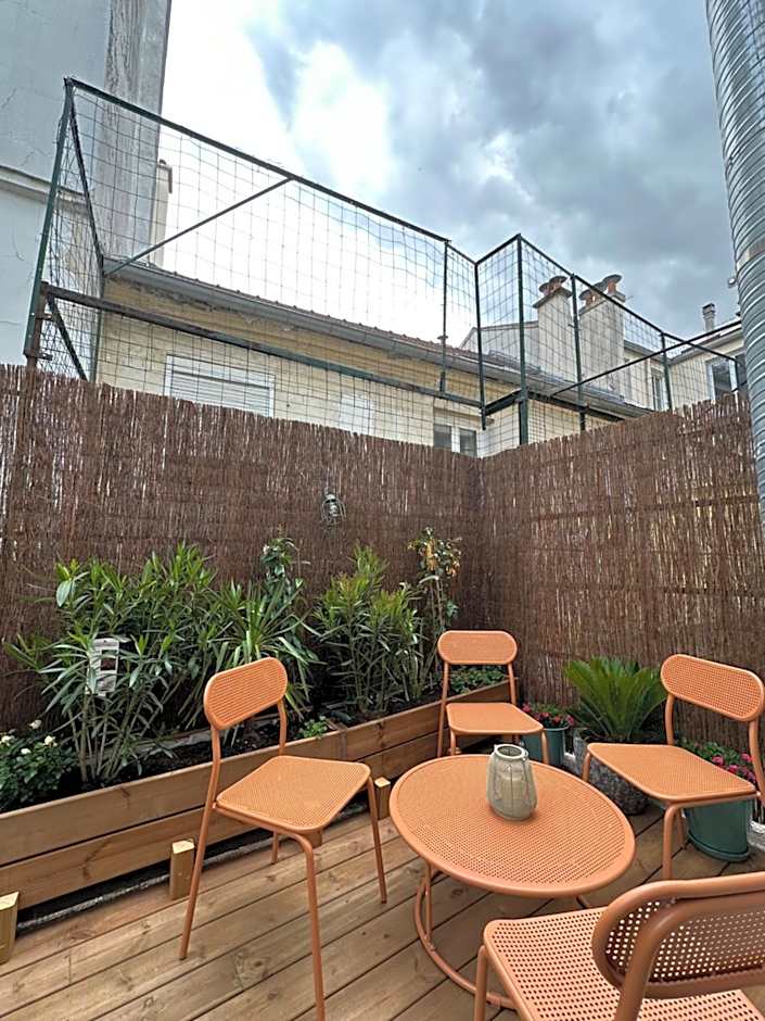 Hotel Residence A la Buttes aux Cailles