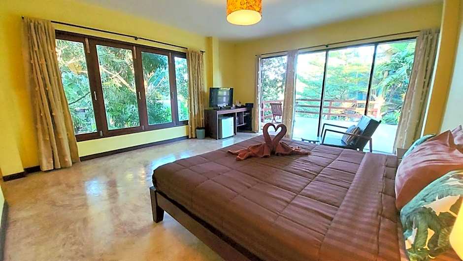 River CoCo @ Amphawa