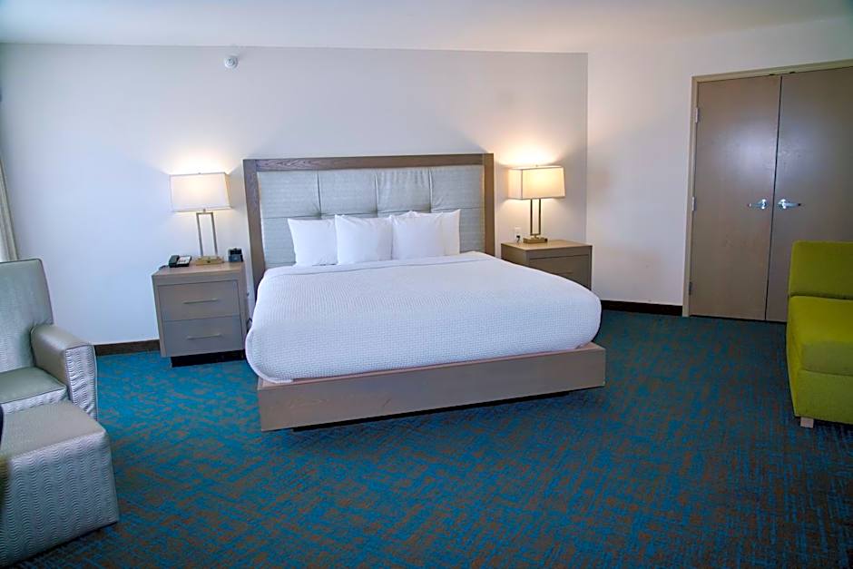 La Quinta Inn & Suites by Wyndham St Paul-Woodbury