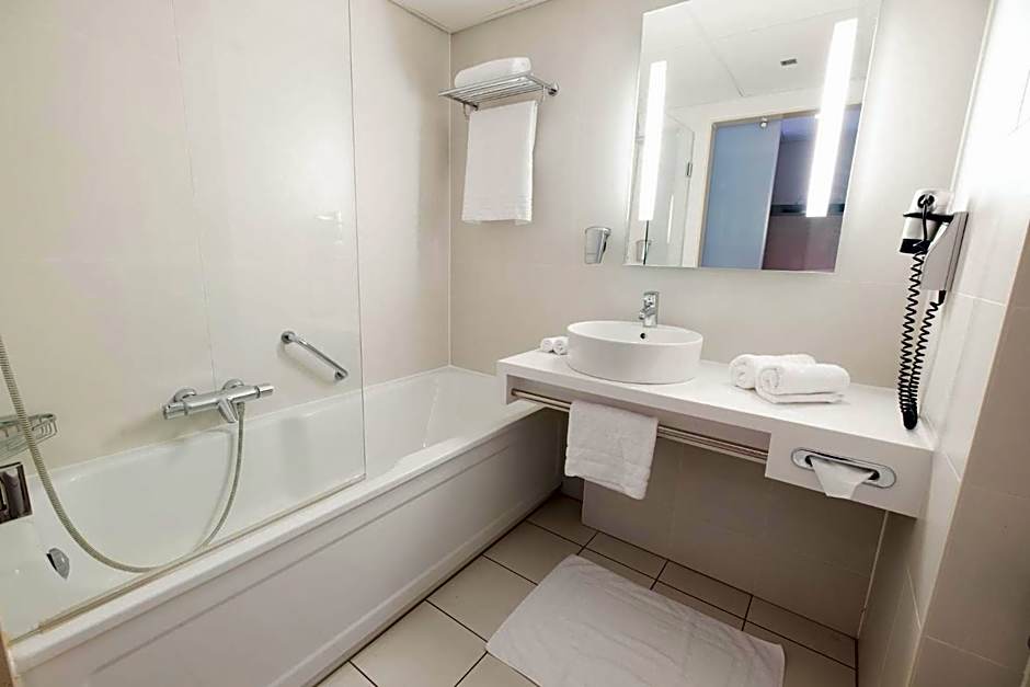 Leonardo Hotel Breda City Center