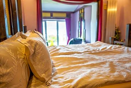 Mini Suite (Mayan)