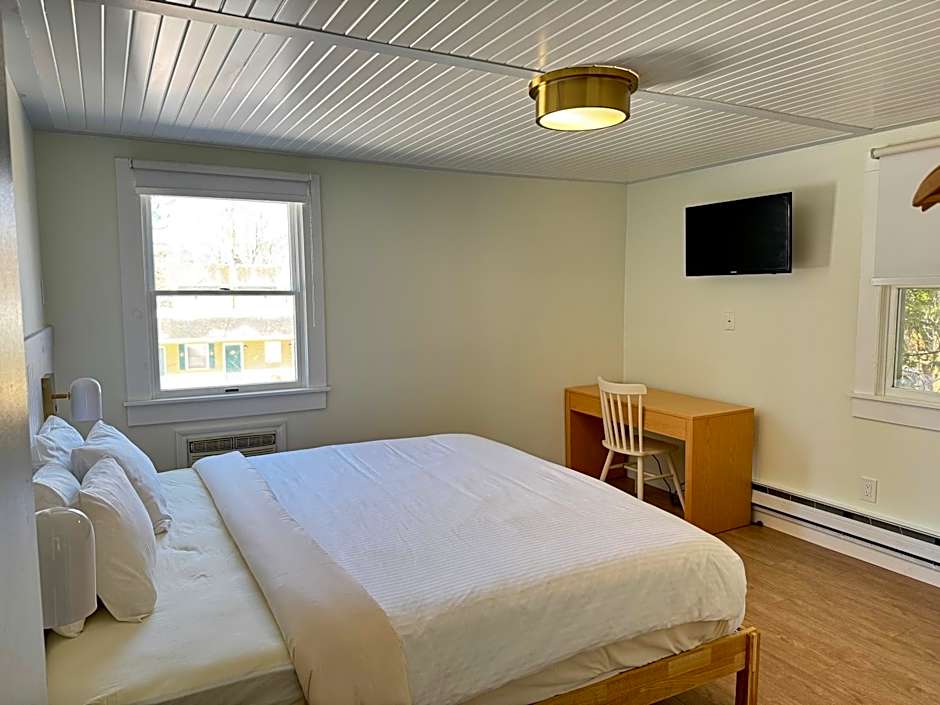 Maple Leaf Inn Lake Placid