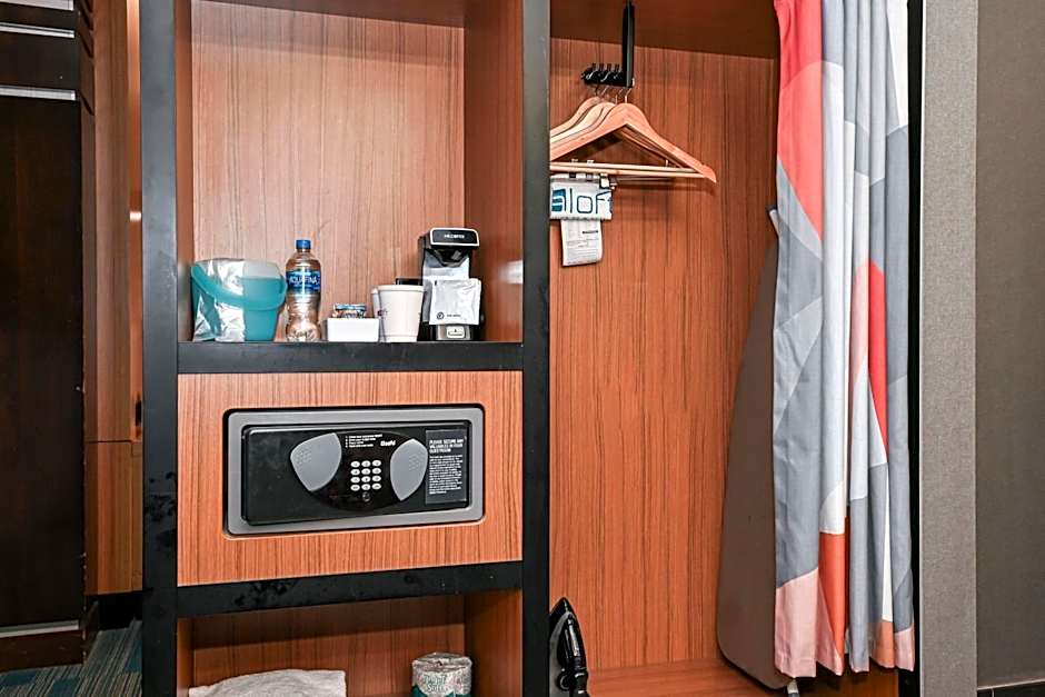 Aloft Charlotte City Center