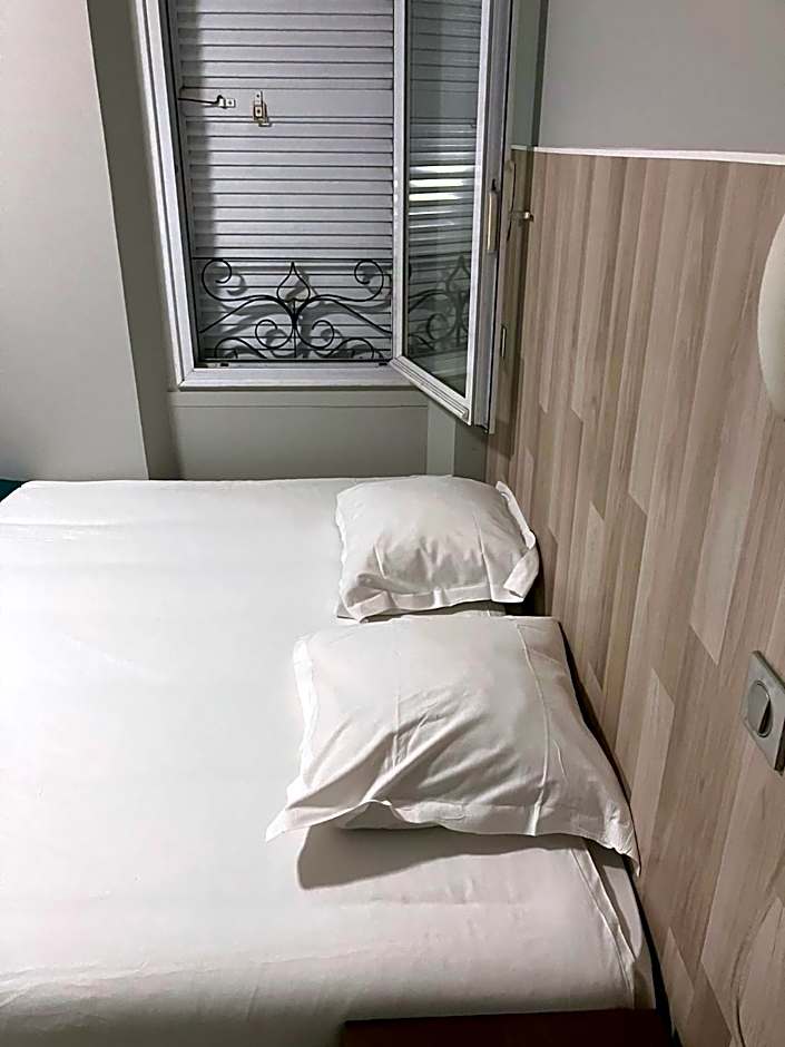 Arcotel Cannes 4 minutes du Palais des Festivals - NEW MANAGEMENT NEW TEAM - OLD REVIEVV