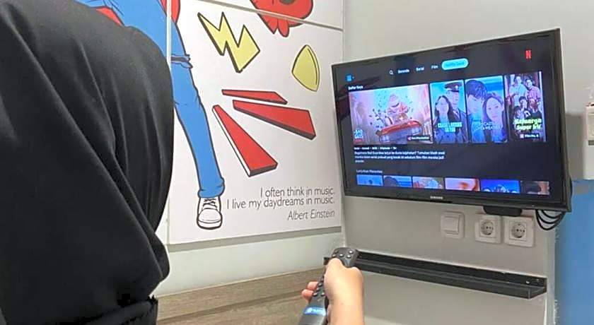 Front One Budget Hotel Tirtonadi Solo