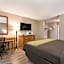 Rodeway Inn & Suites Portland West - Beaverton