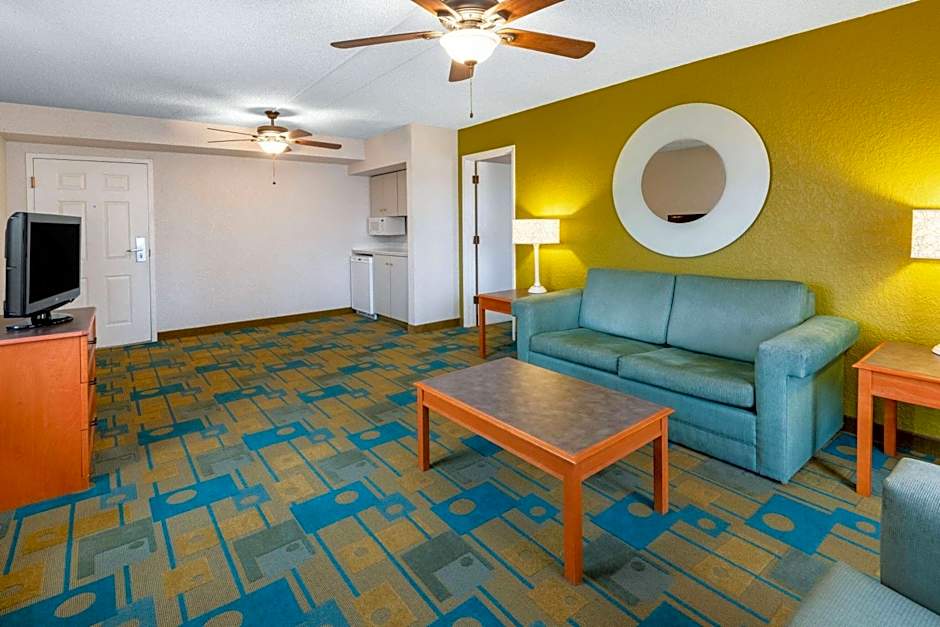 La Quinta Inn & Suites by Wyndham Amarillo West Medical Center