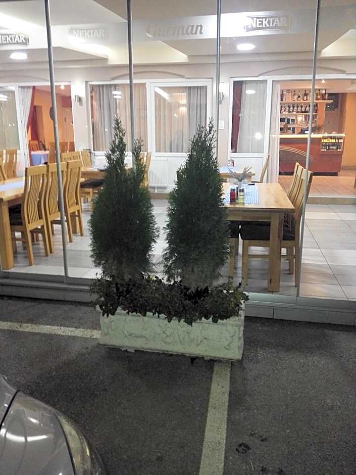 Motel Restoran Gurman