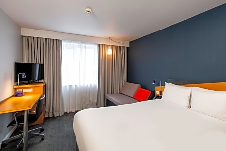 Standard Double Room with Free Hot Breakfast