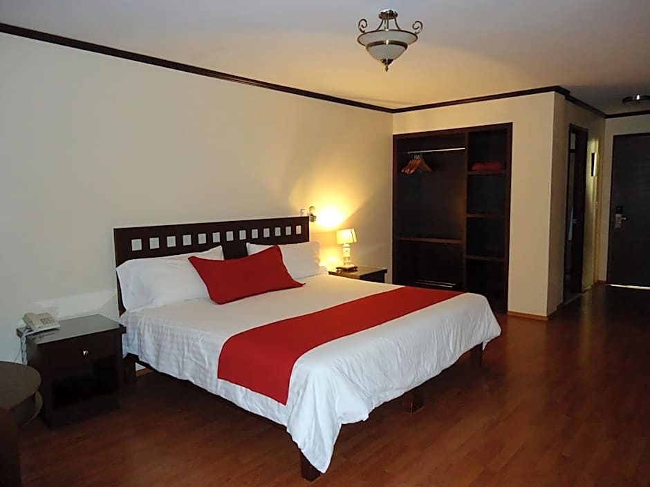 Hotel Plaza San Carlos