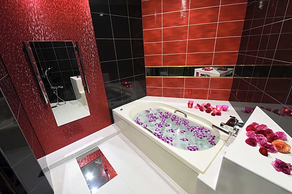 Restay Koakuma (Adult Only)