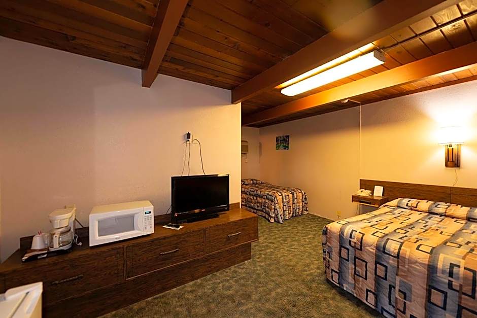 Cedar Inn
