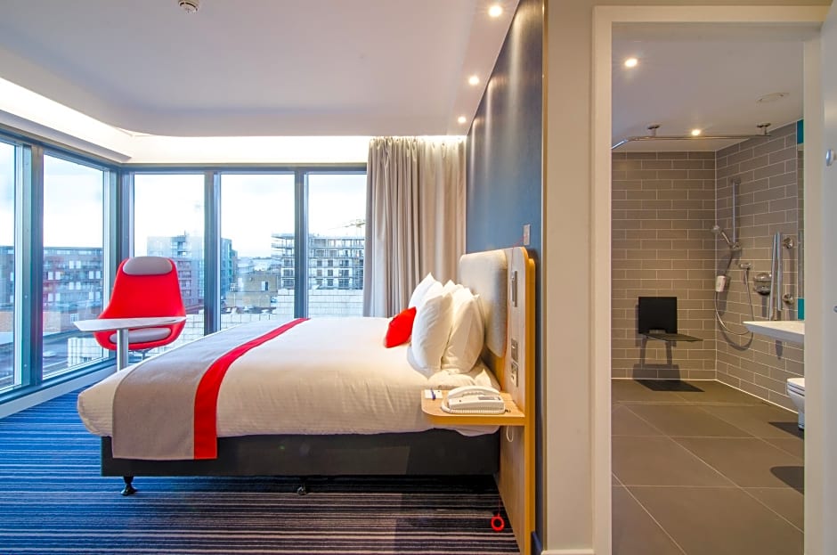 Holiday Inn Express London-Ealing By IHG