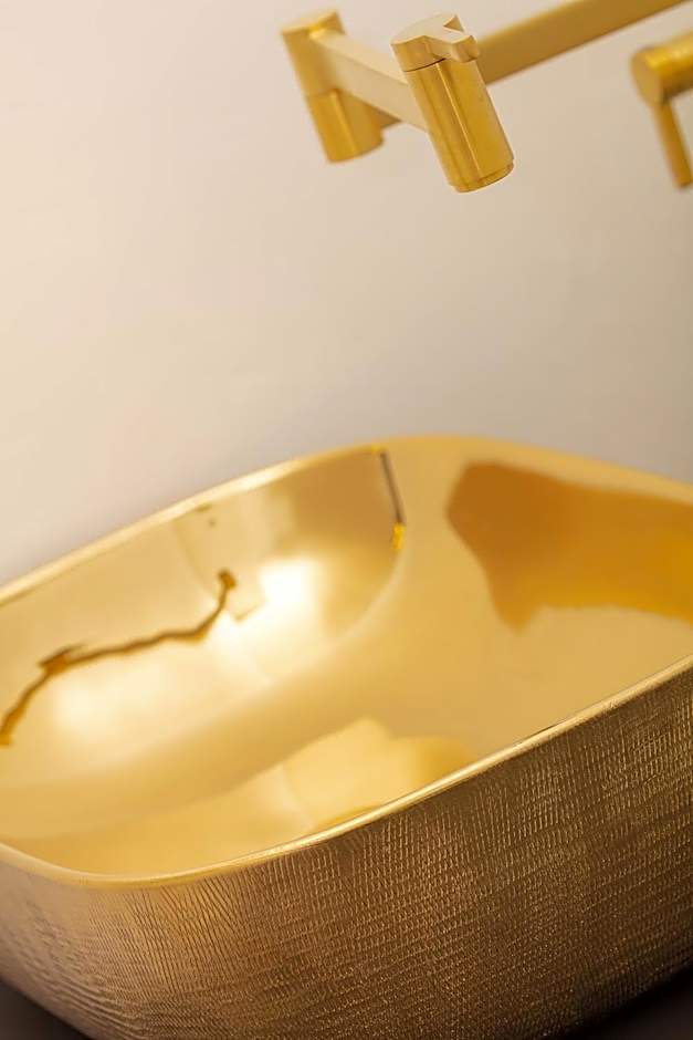 Boutique Residence Sundays