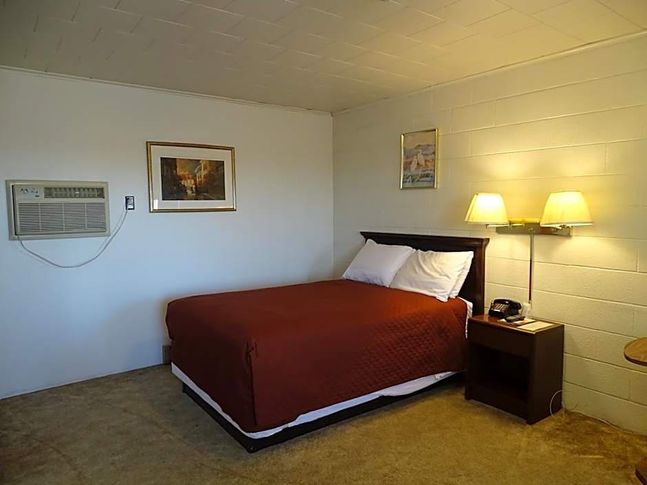 PRAIRIE WINDs MOTEL CARTHAGE