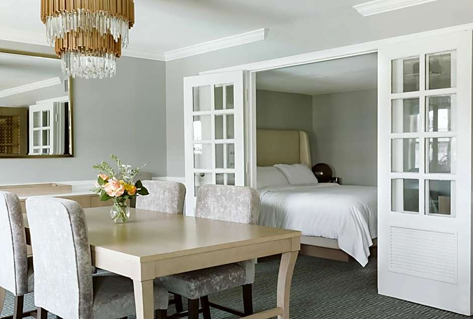Seaview Hotel, a Dolce by Wyndham