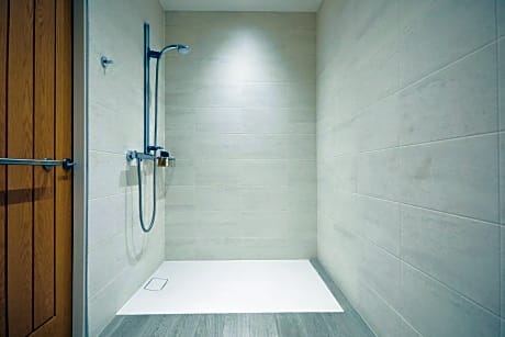 Double or Twin Room - Disability Access