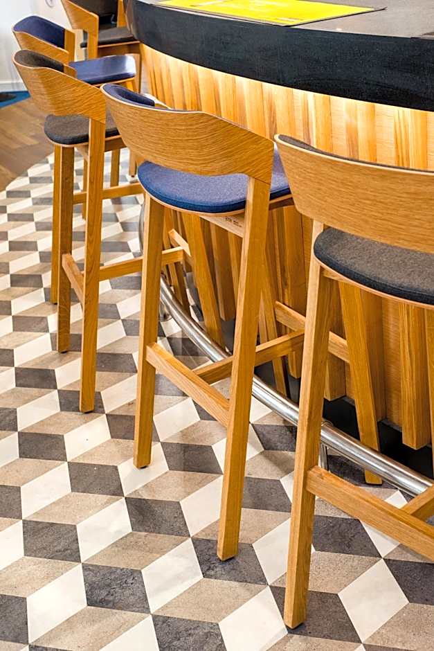 Holiday Inn Express Strathclyde Park M74, Jct 5 By IHG