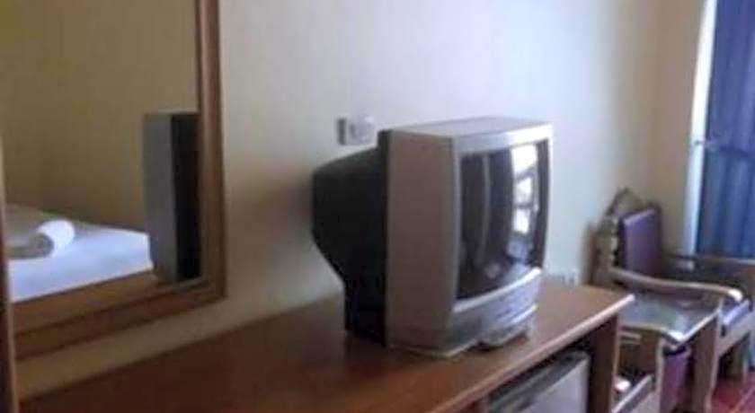 SR Hotel