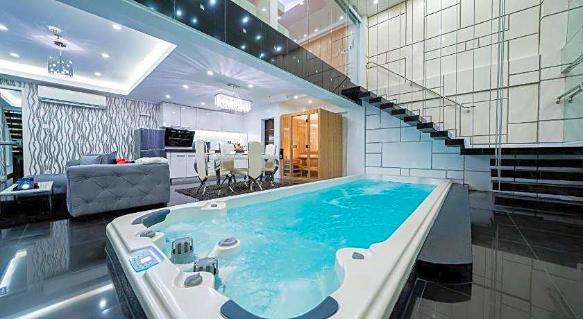 Luks Lofts Hotel & Residences
