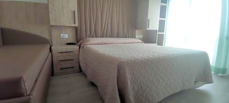 Standard Double or Twin Room with Sea View