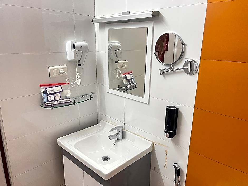 Hotel Astoria Residency