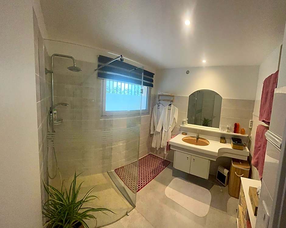 La Villa des Cèdres & SPA "réservée aux couples"