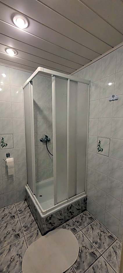 Dworek Pokoje Gościnne