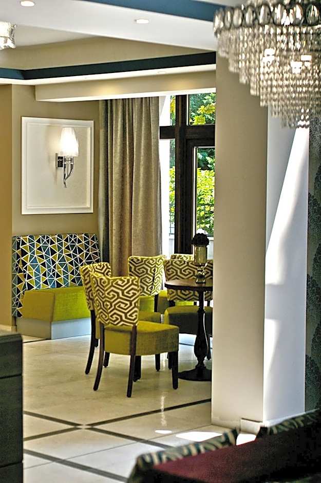 Boutique Hotel Divina
