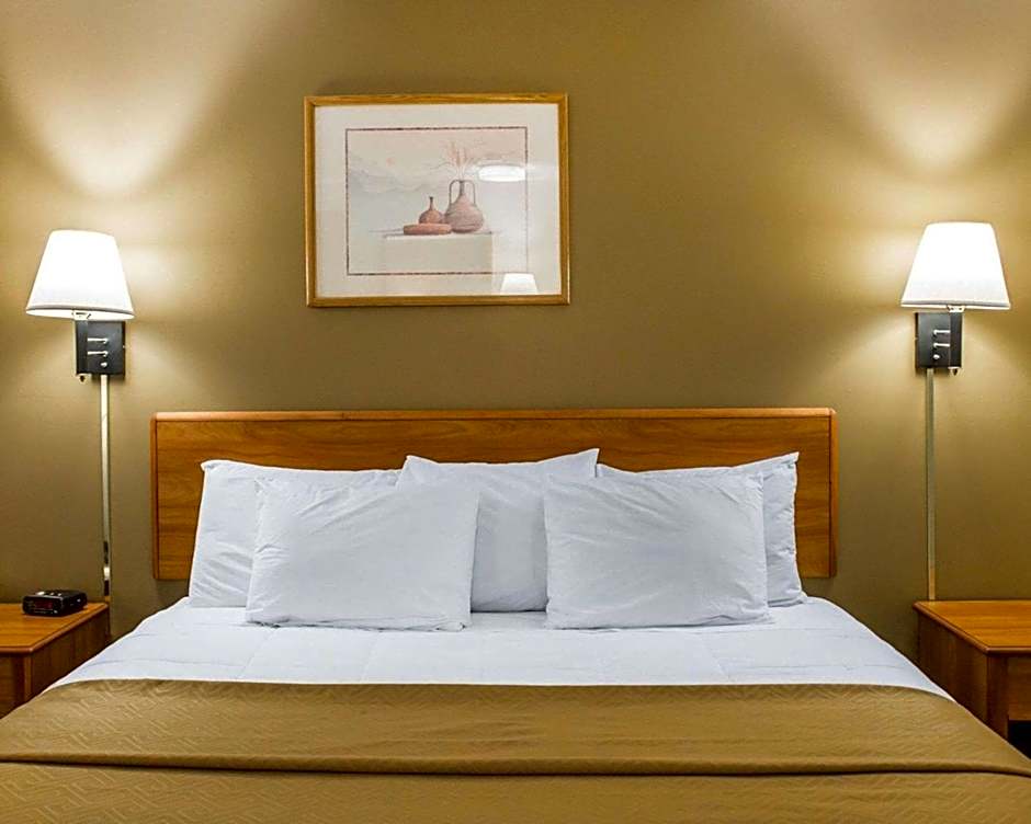 Econo Lodge Elkhart