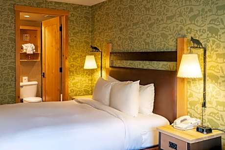 Premium One Bedroom Loft Suite