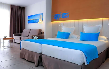 Deluxe Double Room (2 Adults)