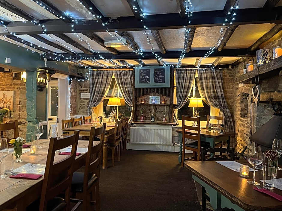 Crosskeys Inn Guest Rooms in Wye Valley