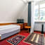 Hotel zum Ritter St Georg - Oldest Residential Building in Heidelberg since 1592